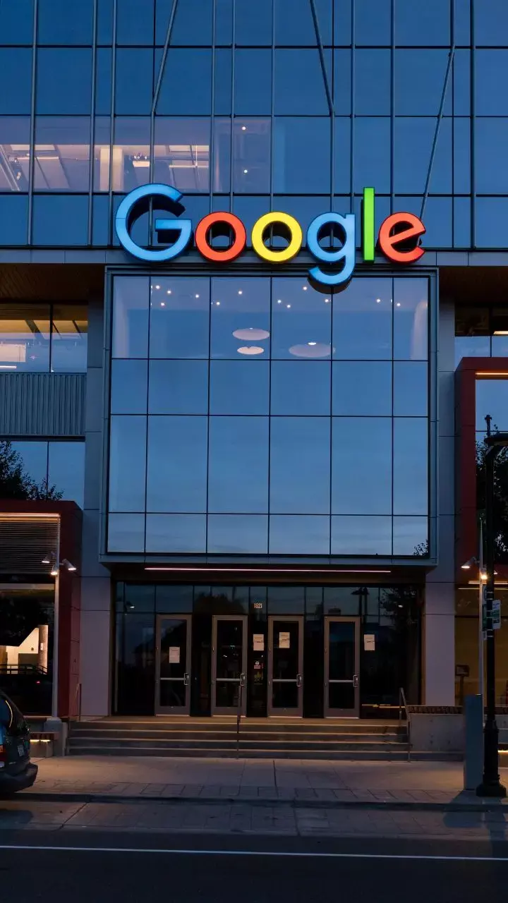 Report: US Hospitals Are Testing Googles Med-PaLM 2 Medical AI Chatbot