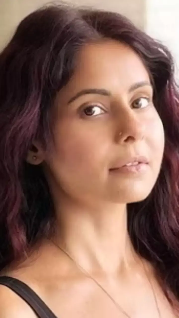 TV Actress Chhavi Mittal Has Been Diagnosed With Costochondritis