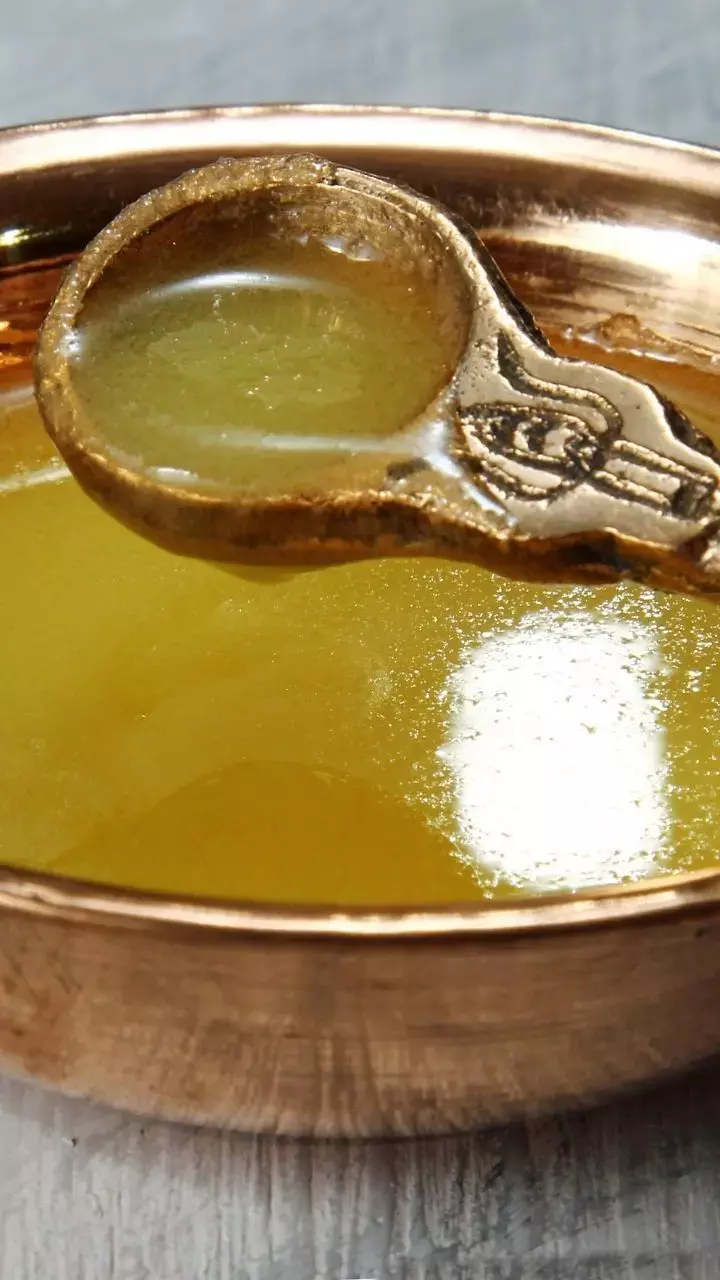 8 Benefits Of Consuming Ghee Daily