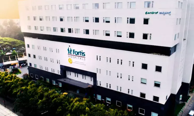 Fortis Hospital doctors perform 6-hour-long complex hand replantation surgery on 28-year-old woman
