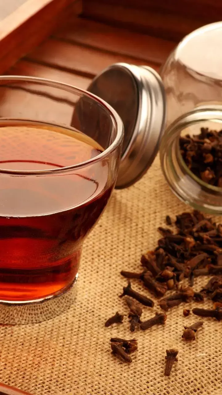 7 Beneficial Effects of Consuming Clove Tea