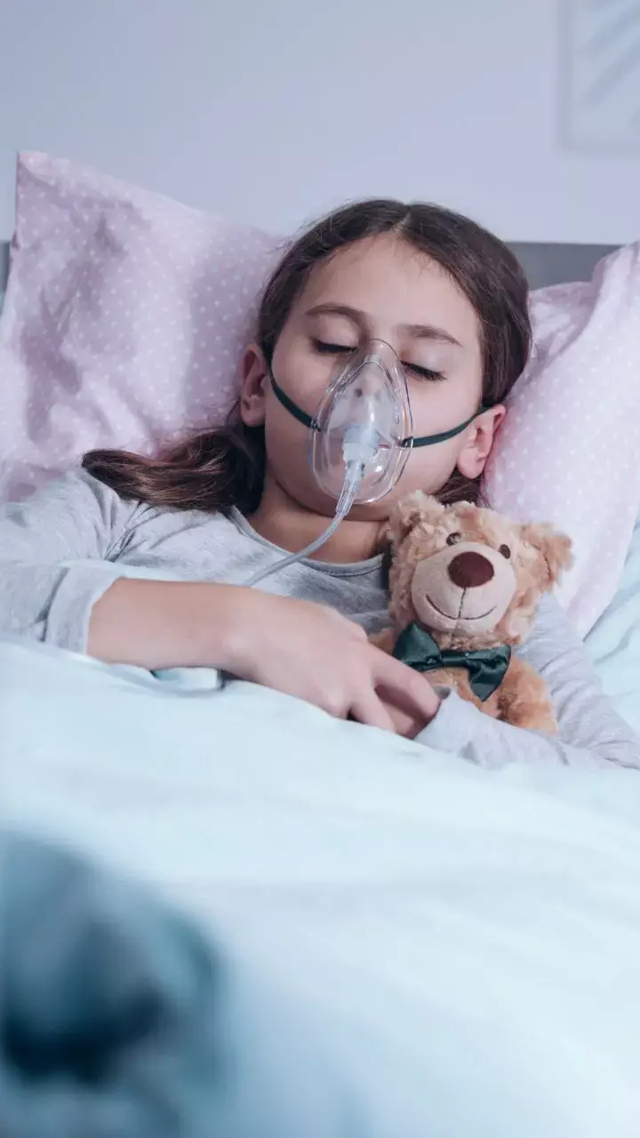 Walking Pneumonia: Causes, Symptoms And Prevention