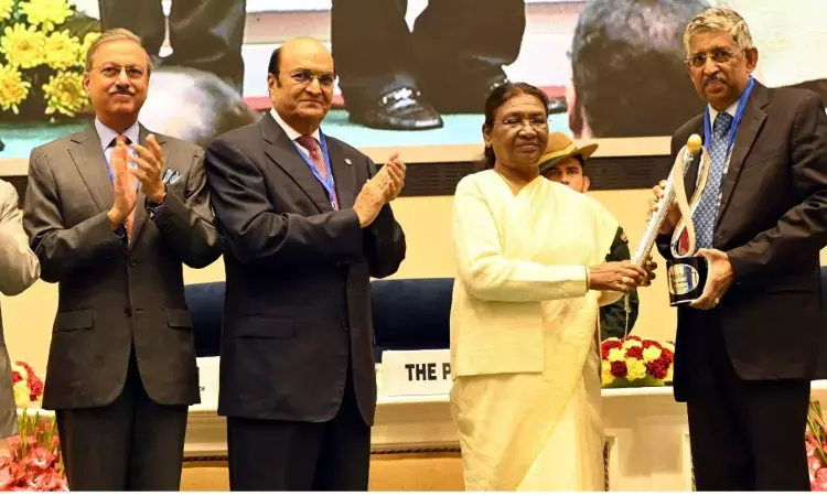 Renowned Diabetologist Dr V Mohan Receives Prestigious Lakshmipat Singhania Award from President Droupadi Murmu