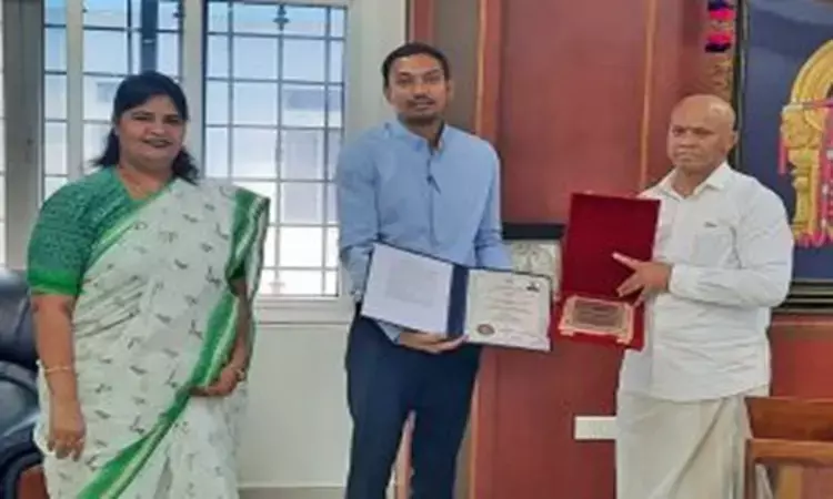 Dr M Jayachandra Reddy honoured with prestigious Young Surgeon of India Award