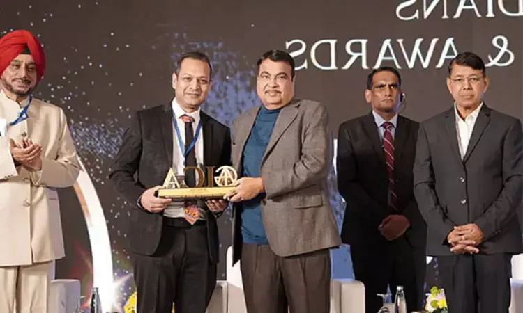 Renowned Vascular Surgeon Dr Ravul Jindal wins Vascular Surgeon of the Year Award at GICA 2023