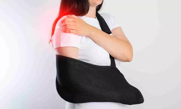 No benefit of physiotherapy over general advice after dislocated shoulder, reveals study
