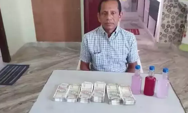 Hyderabad: Hospital Medical Superintendent caught red handed with Rs 3 lakh bribe