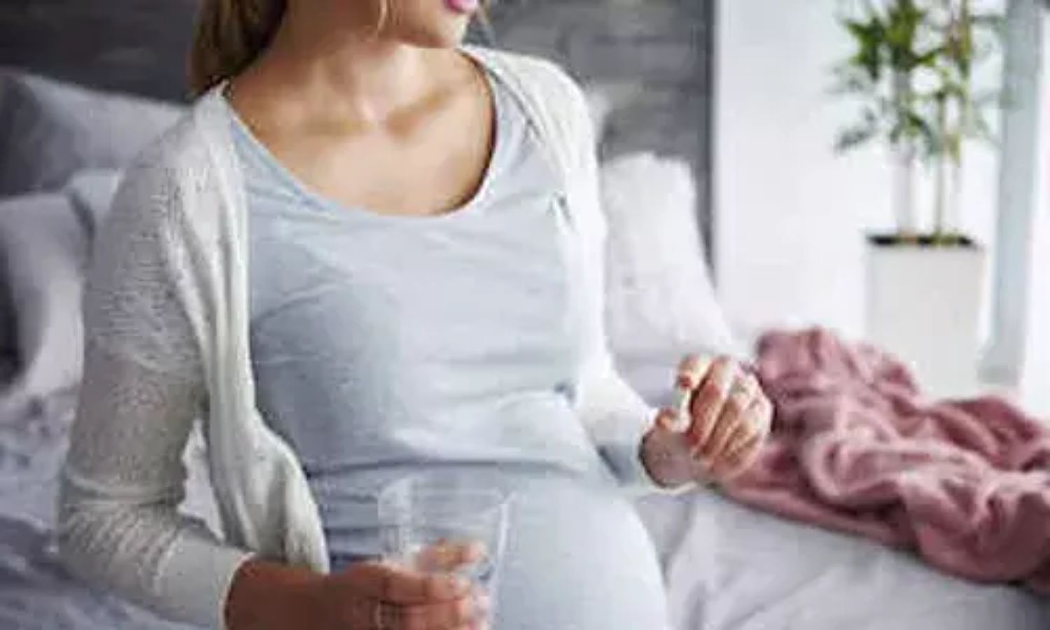 Early folic acid supplementation may halve  risk of birth defects, finds research