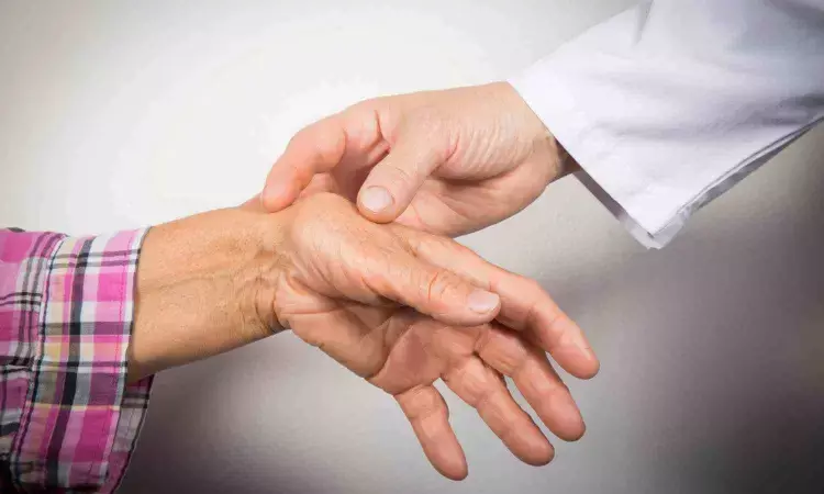 Video-assisted hand therapy effective after thumb arthritis surgery, reveals study