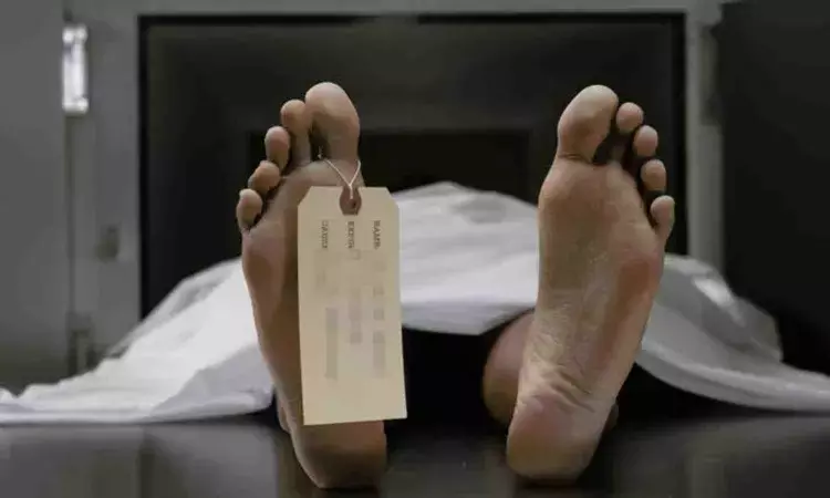 Chennai Psychiatrist electrocuted to death while charging laptop in hostel room
