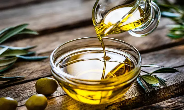 Fact Check: Can massaging with olive oil make breast firmer, toned and bigger  ?