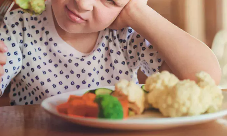 Fussy eating  mainly influenced by genes that lasts from toddlerhood to early adolescence: Study