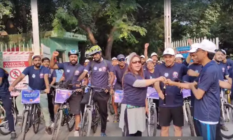 Stop Violence against doctors: Delhi Medicos hold Cycle Rally showing Solidarity