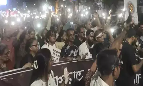 Kolkata Doctor Rape-Murder: Delhi Doctors stage hunger strike, candle march showing solidarity Kolkata Doctor Rape-Murder: Delhi Doctors stage hunger strike, candle march showing solidarity