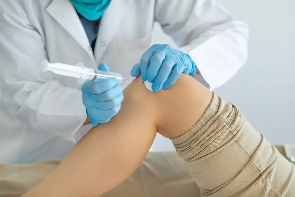 Intra-Articular Corticosteroid Injections have long term pain relief benefit among Osteoarthritis patients,  claims study