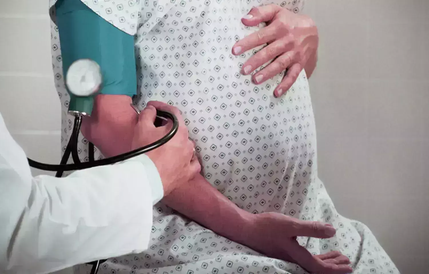 Woman Dies After C-Section Woman Dies After C-Section