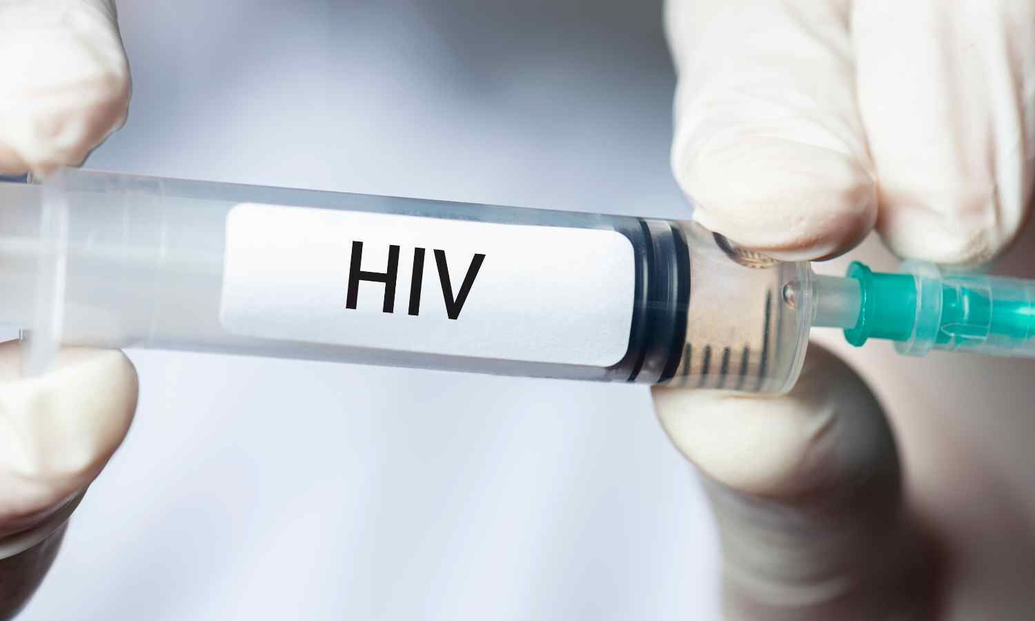 Delhi Man Takes HIV Prevention Drugs on AI Advice, Lands in ICU