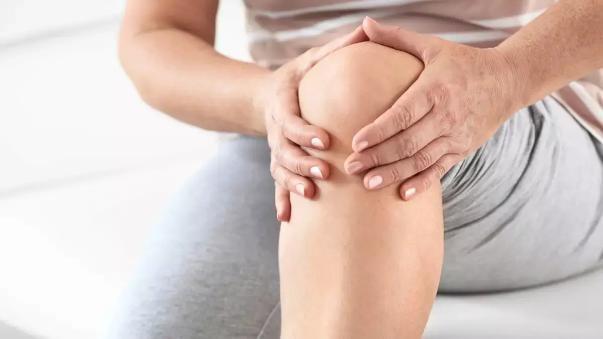 Symptomatic Knee Osteoarthritis a Barrier to Glycemic Control in T2DM, suggests study