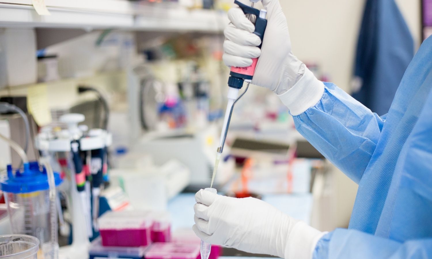 Investigation launched over use of deceased doctor's signature on Lab reports