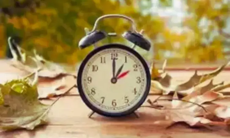 Autumn Clock Change Linked to Fewer Heart and Mental Health Events in England: Study Shows Autumn Clock Change Linked to Fewer Heart and Mental Health Events in England: Study Shows