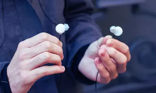 FDA Clears In-Ear EEG System for Remote Monitoring