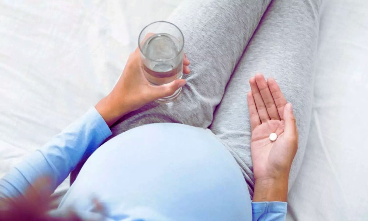 SSRI medication during pregnancy  may increase risk of gestational diabetes but may protect against preterm birth: Study