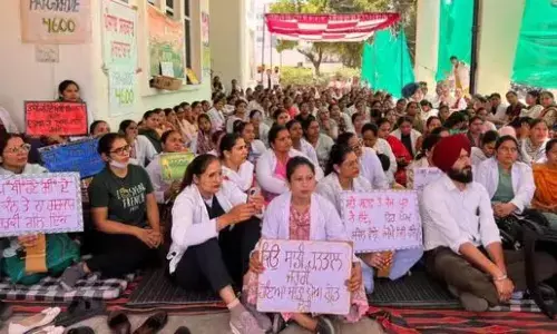 Punjab Nurses Strike Enters Day 15. Punjab Nurses Strike Enters Day 15.