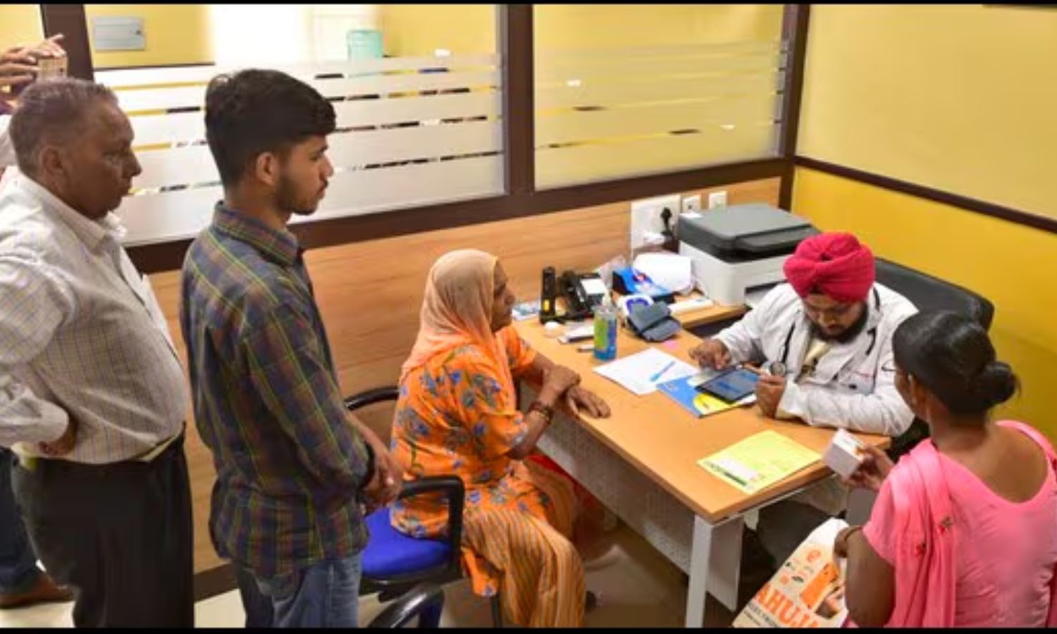 Punjab to launch 1,100 Pind Clinics to boost rural healthcare