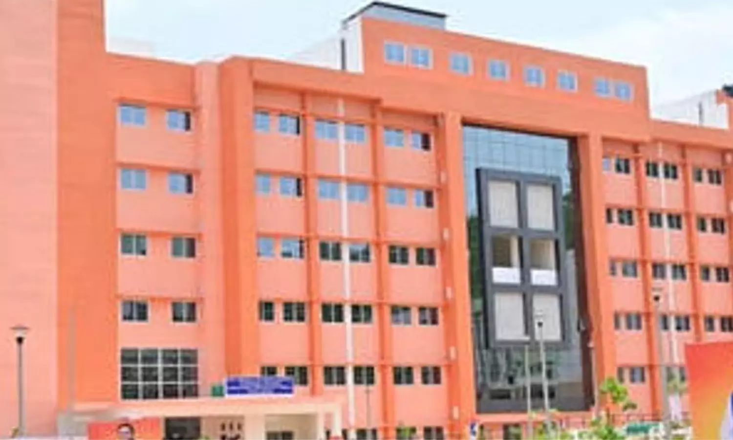 Phulbani Medical College Faces Heat Over Doctor Shortage, Lack of Critical Healthcare Facilities. Phulbani Medical College Faces Heat Over Doctor Shortage, Lack of Critical Healthcare Facilities.