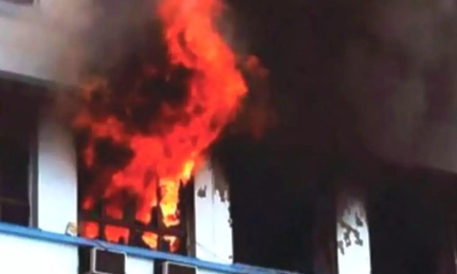Fire breaks out at Noida Ayurvedic Hospital after AC explosion