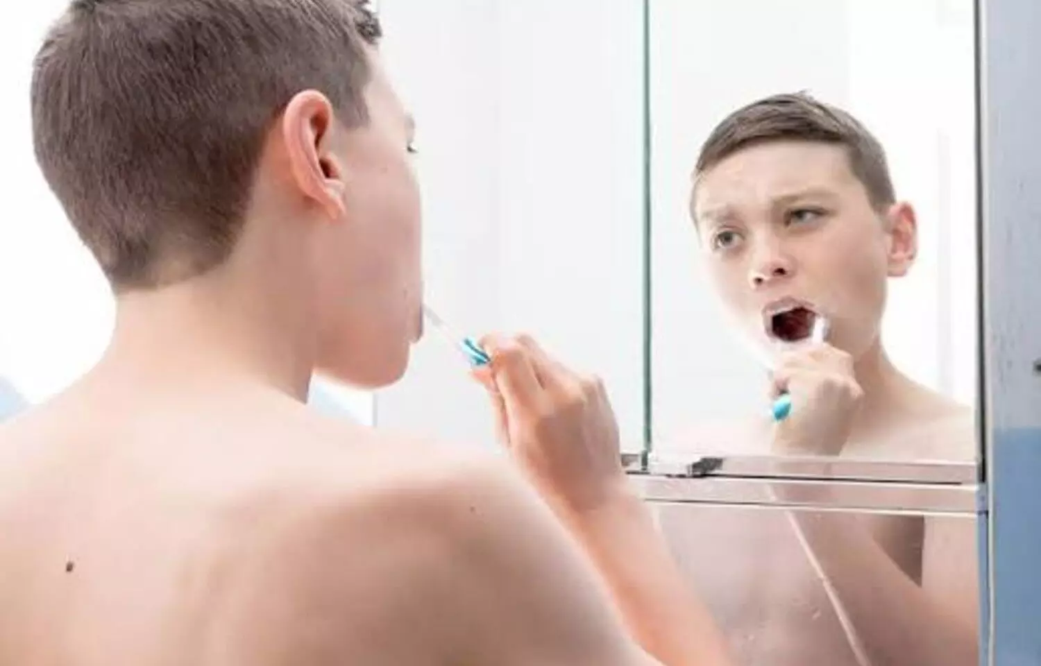 Early Twice-Daily Toothbrushing Linked to Reduced Risk of Adolescent Dental Caries: Study