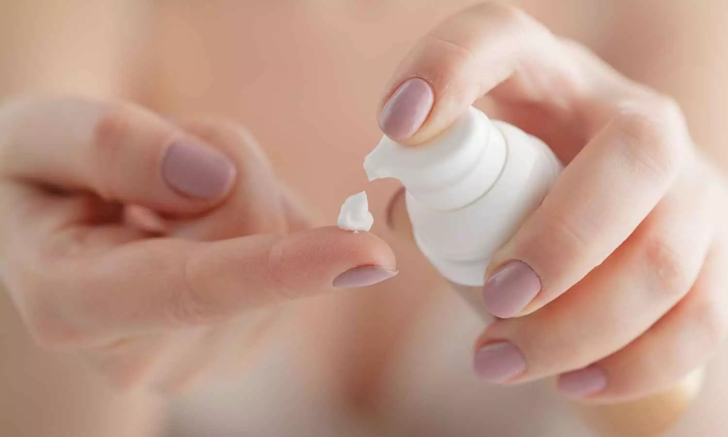 At-home skin care improved by data from infrared hydration measurement system At-home skin care improved by data from infrared hydration measurement system