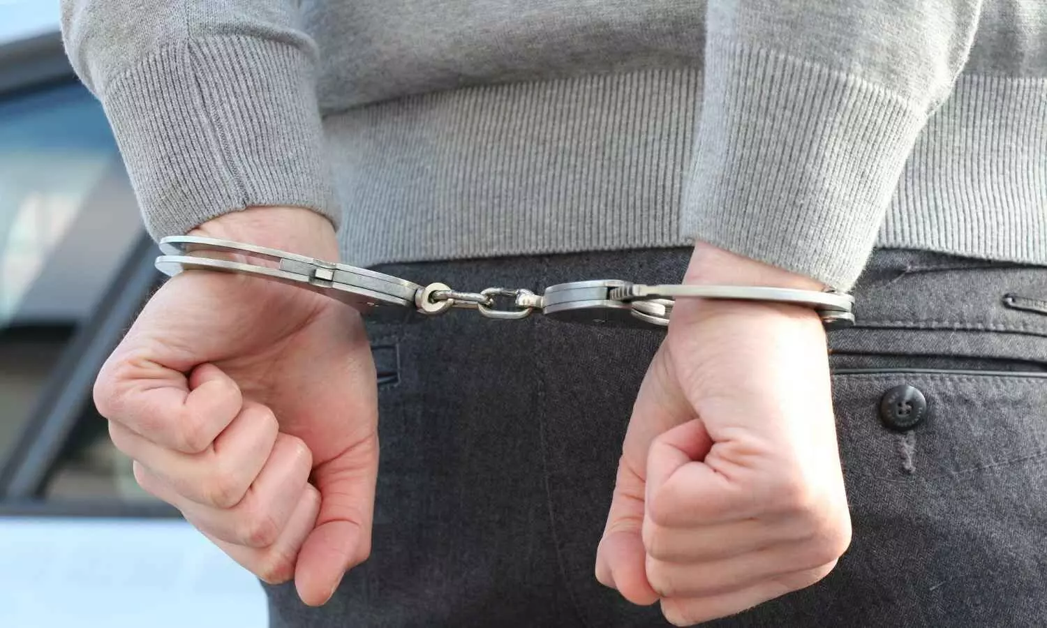 Police Arrest Domestic Help In Rs 50 Lakh Theft At Doctor Couples Residence