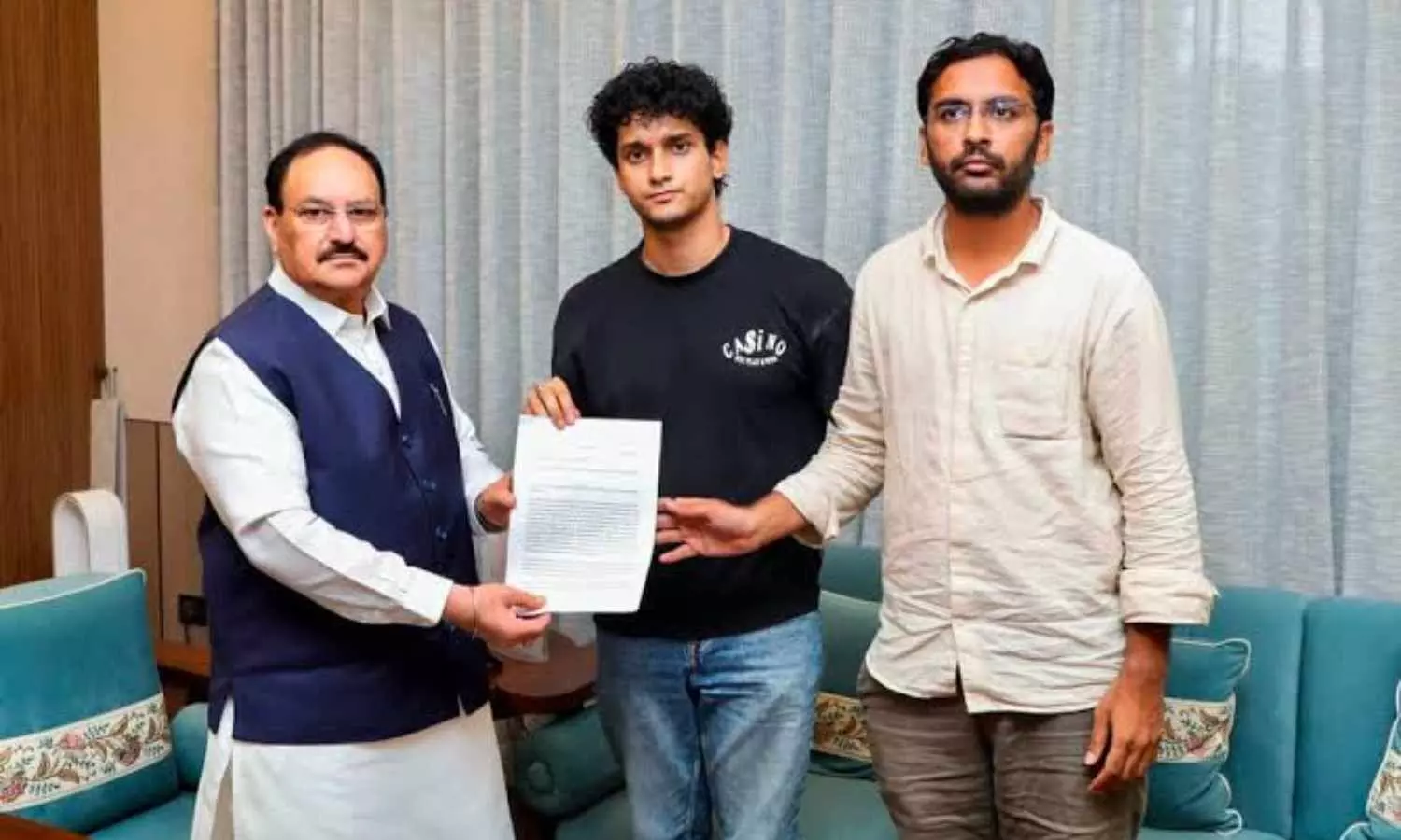 CJP Protest: Demands ₹1 Crore Compensation in NEET Deaths, Pradhans Resignation & Wangchuks Release