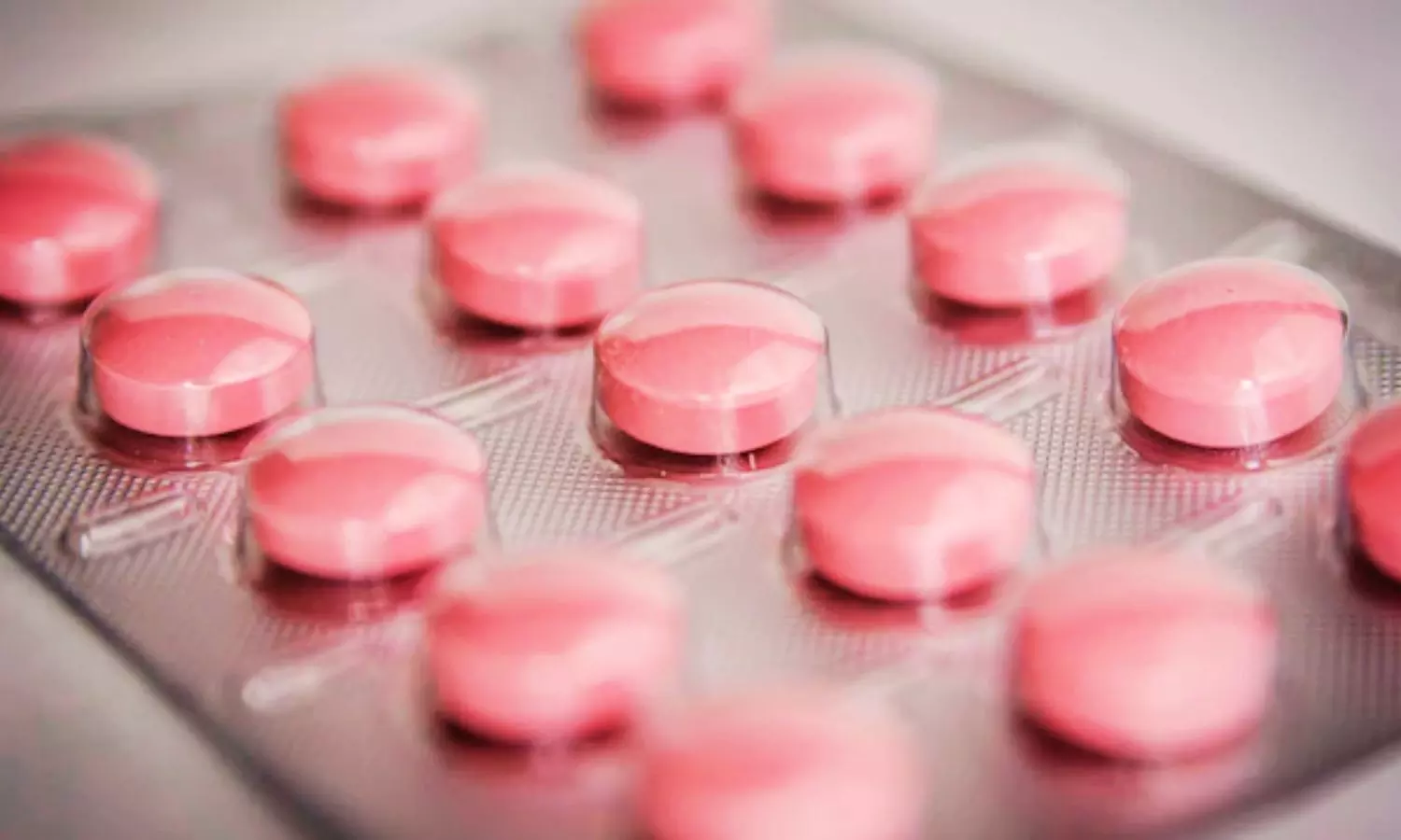 Weekly Oral Islatravir–Lenacapavir Noninferior to Daily HIV Therapy in Phase 3 Trial Weekly Oral Islatravir–Lenacapavir Noninferior to Daily HIV Therapy in Phase 3 Trial
