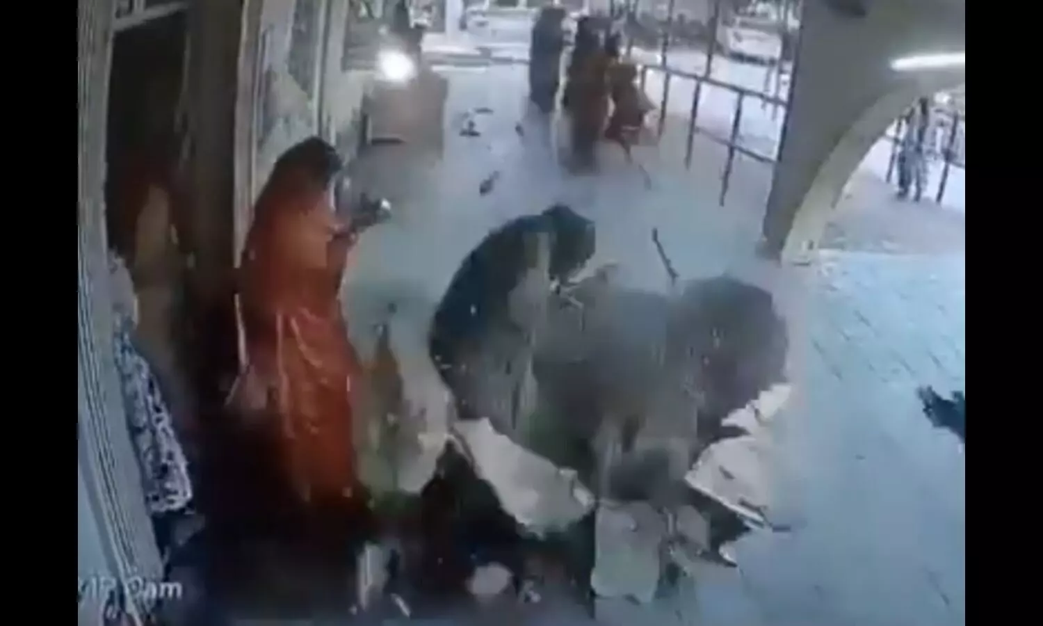 Churu hospital roof collapse Churu hospital roof collapse
