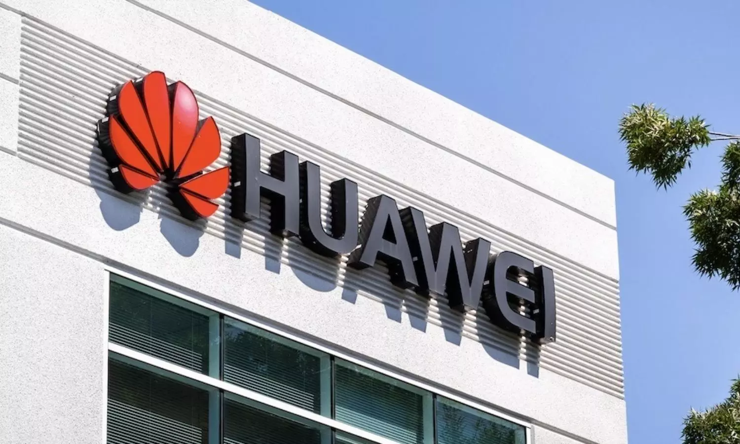 Huawei Eyes AI Drug Development, Clinical Practice Partnerships With Chinese Pharma Firms