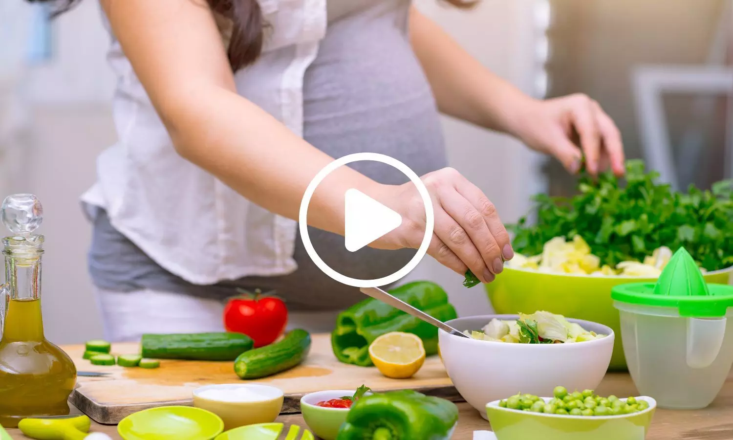 Study Identifies Four Pregnancy Eating Patterns Linked to Mothers and Newborns