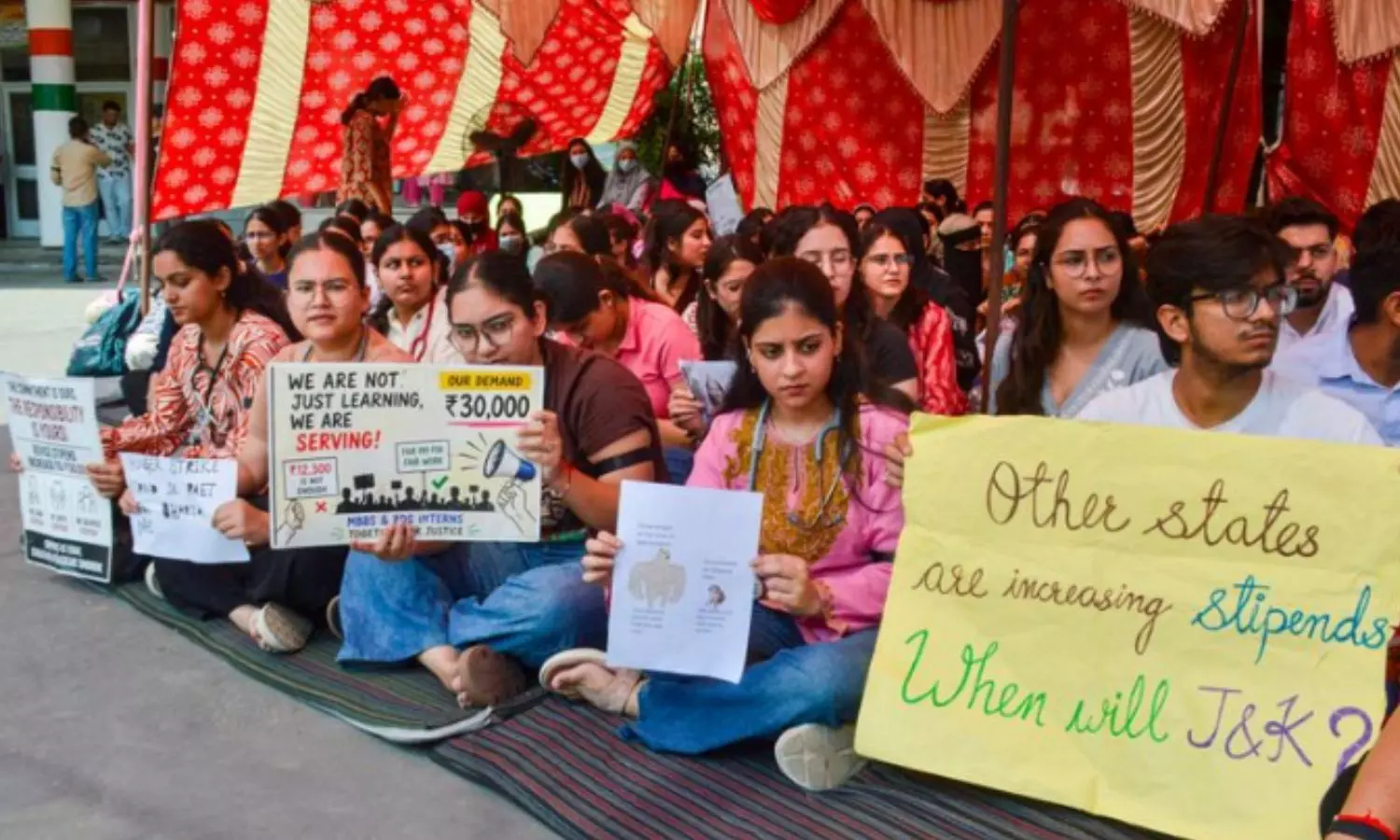 J&K Intern Doctors on Hunger Strike