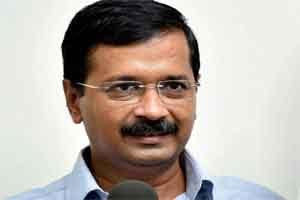 Delhi CM for decentralisation of power for city hospitals