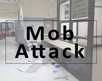 Delhi: Mob vandalizes Dr Baba saheb Ambedkar hospital after a patient dies