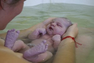 A natural water birth goes wrong: Naturopathy practitioner held