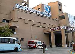 Apollo Gleneagles introduces scarless surgery for Thyroid Tumours