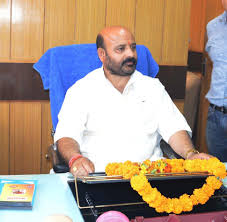 Doctors asked to prescribe drugs by generic name only: Bali Bhagat