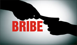 Government Medical College Dean caught red handed taking bribe