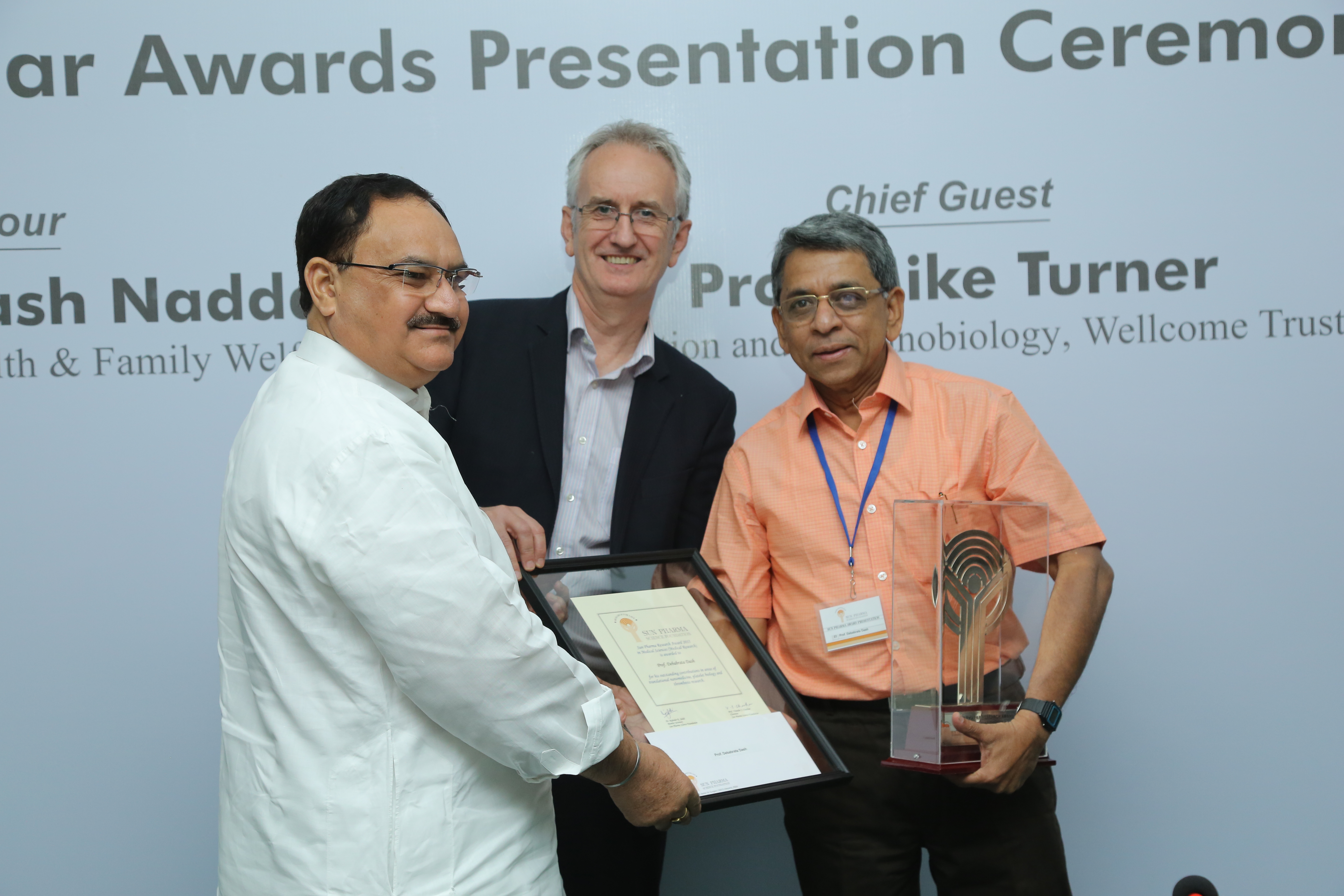 Prof Dr D Dash awarded Sun Pharma Research award