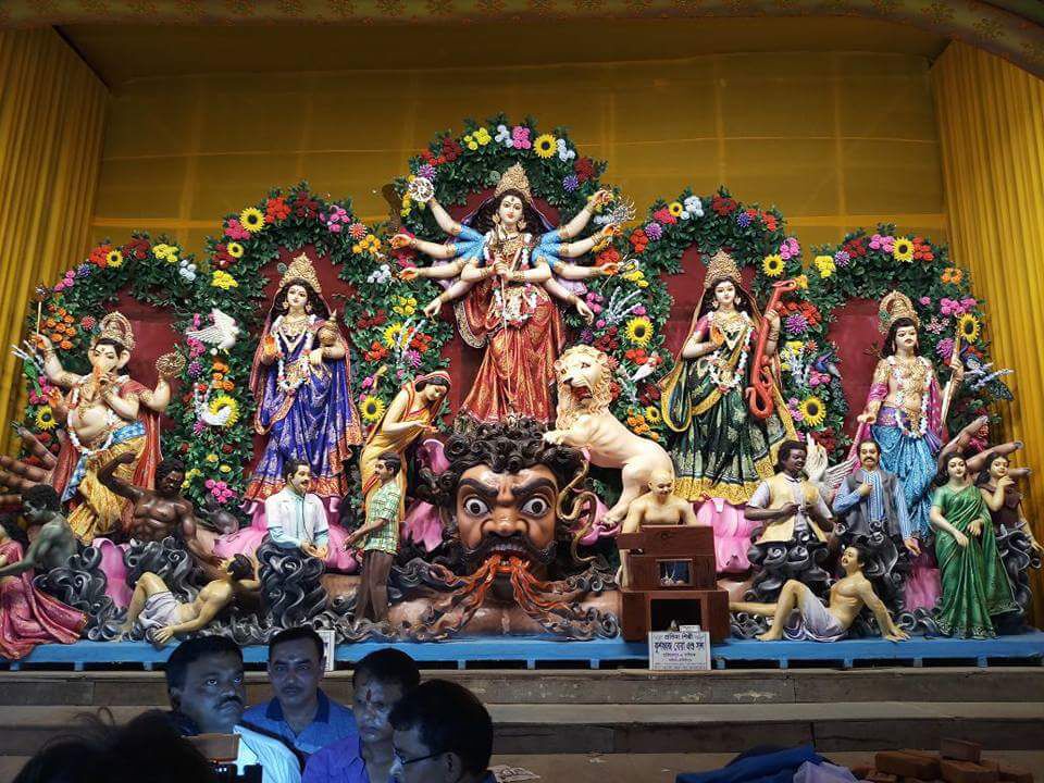 Durga Puja Depicts Doctors As DEMONS, Medical Fraternity cries fowl