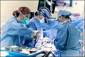 Patients of female surgeons may have better outcomes: BMJ