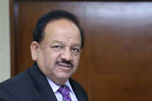 Harsh Vardhan reviews Clean Air Campaign in Delhi