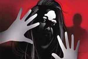 Molestation and forced abortion: Bhopal Doctor Couple arrested based on nurse complaint